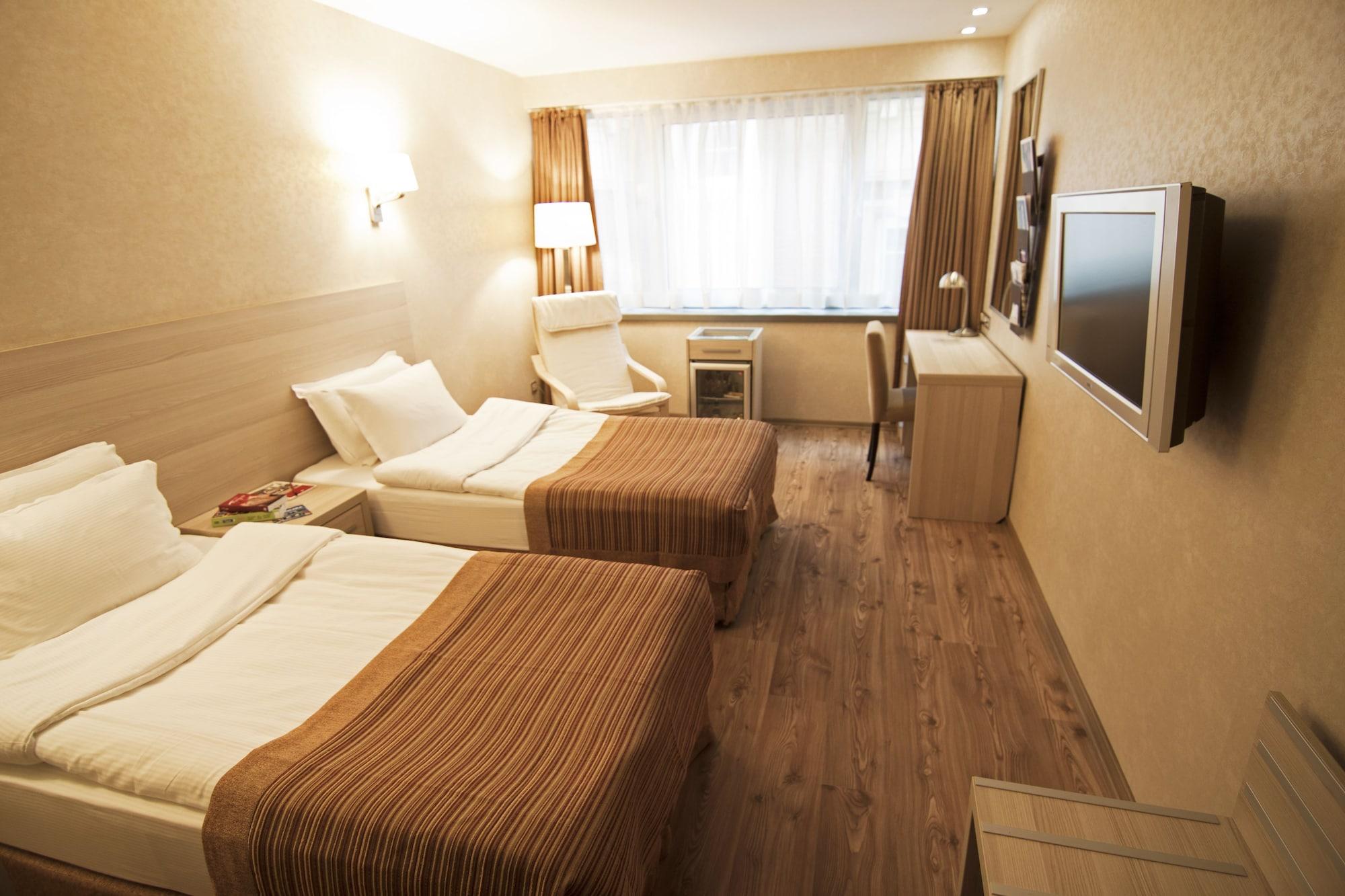 Ramada By Wyndham Ankara Hotel Exterior photo