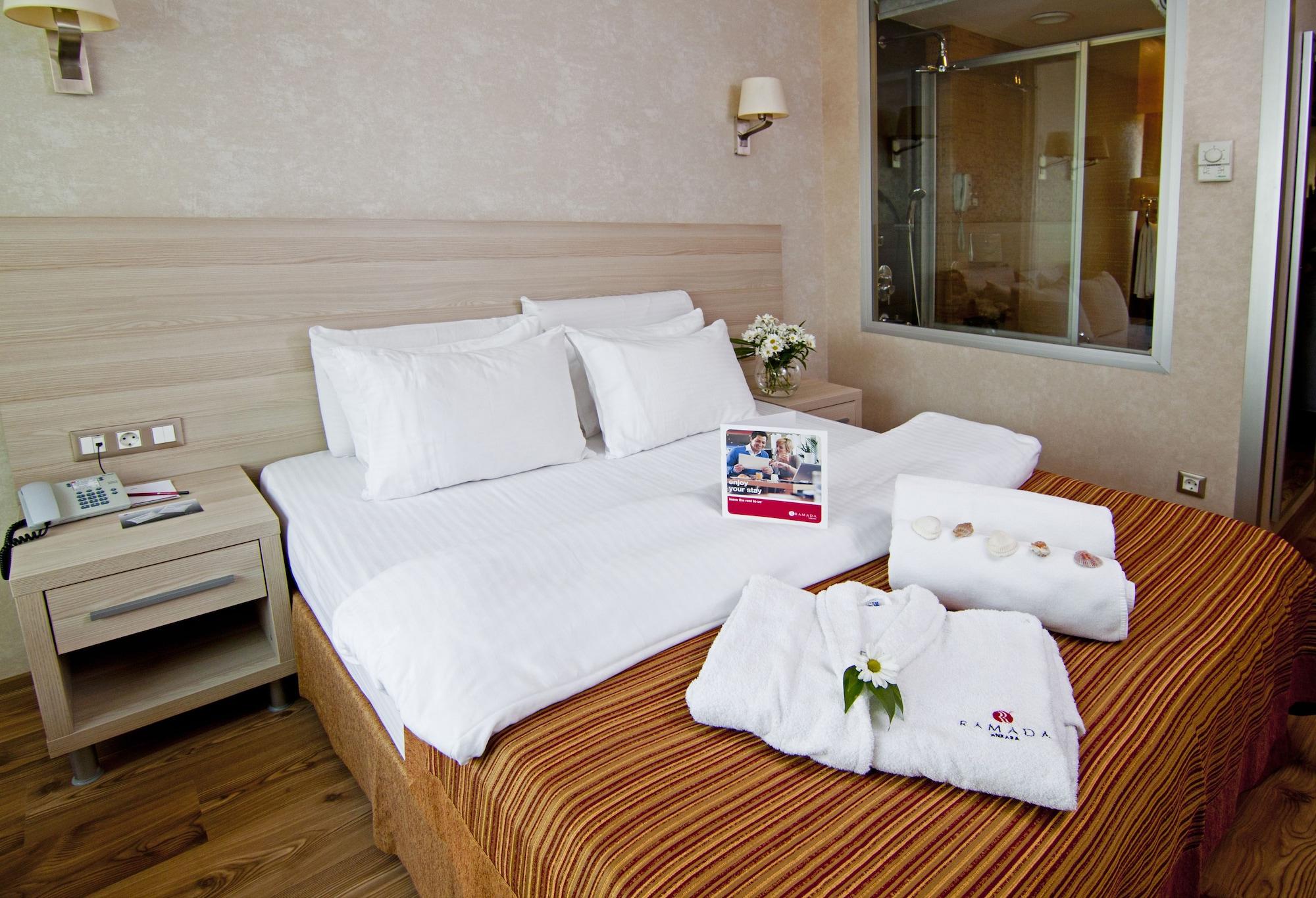 Ramada By Wyndham Ankara Hotel Exterior photo