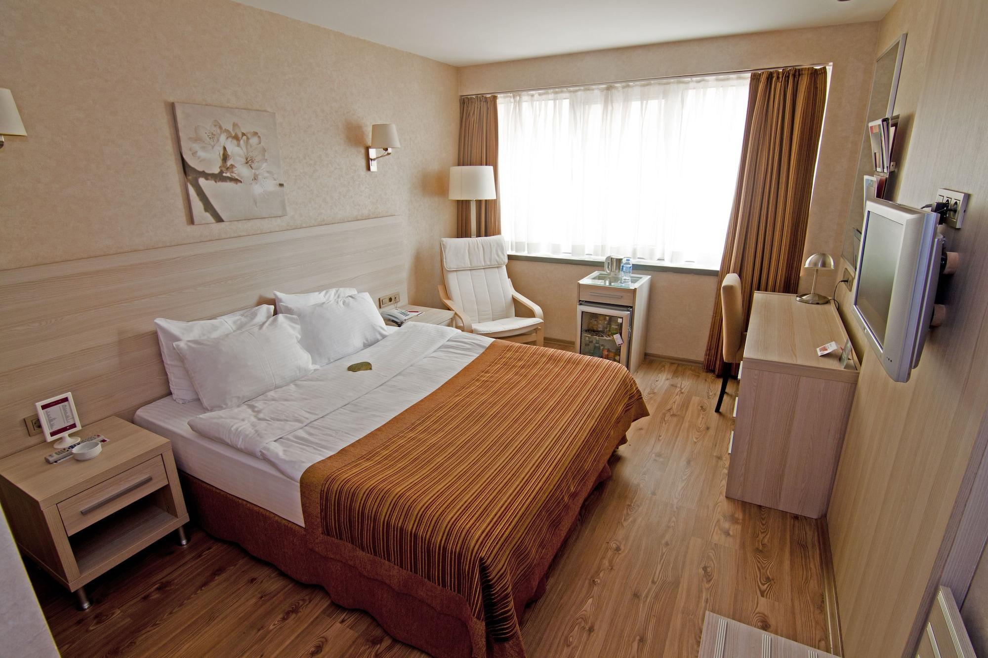 Ramada By Wyndham Ankara Hotel Exterior photo