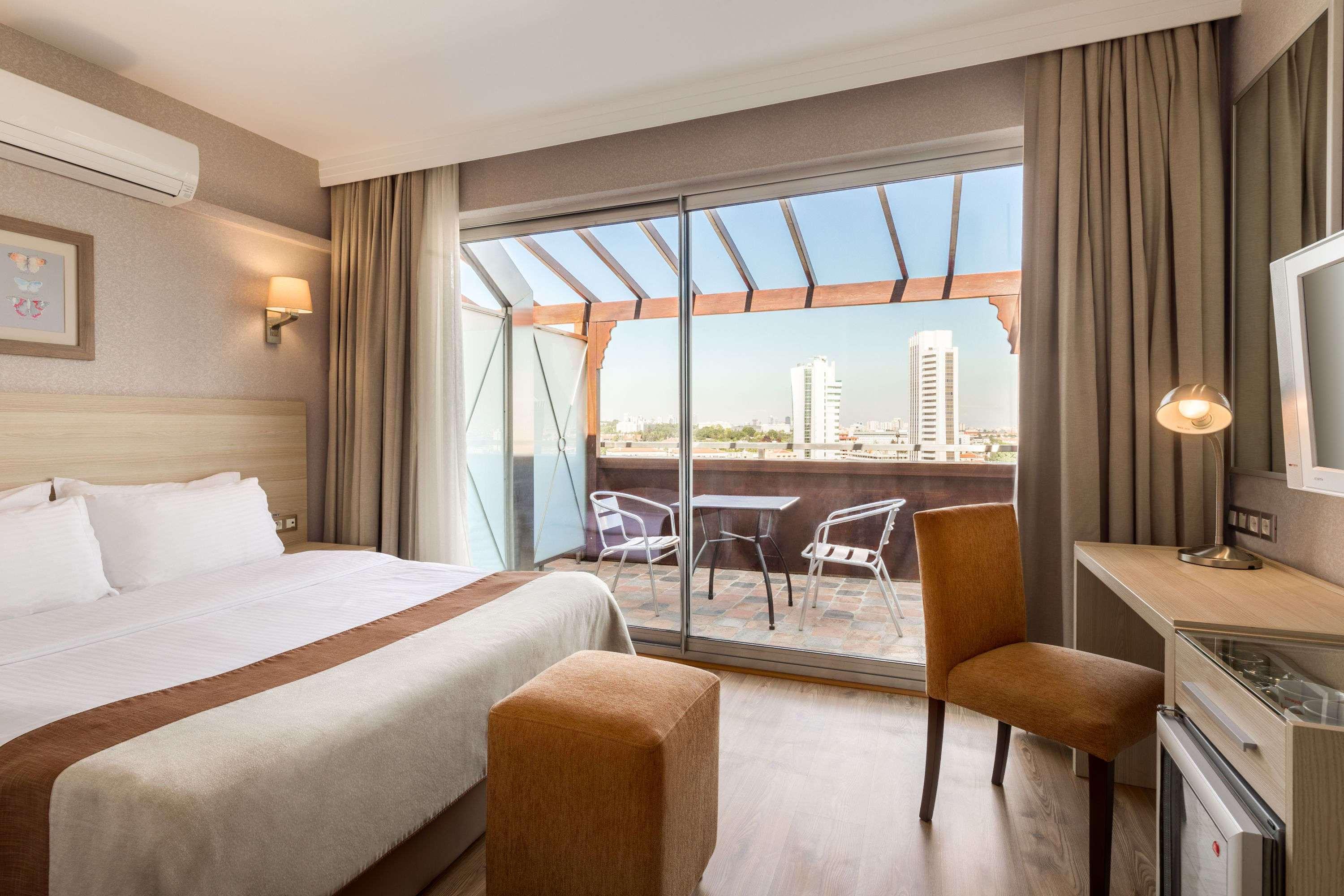 Ramada By Wyndham Ankara Hotel Exterior photo