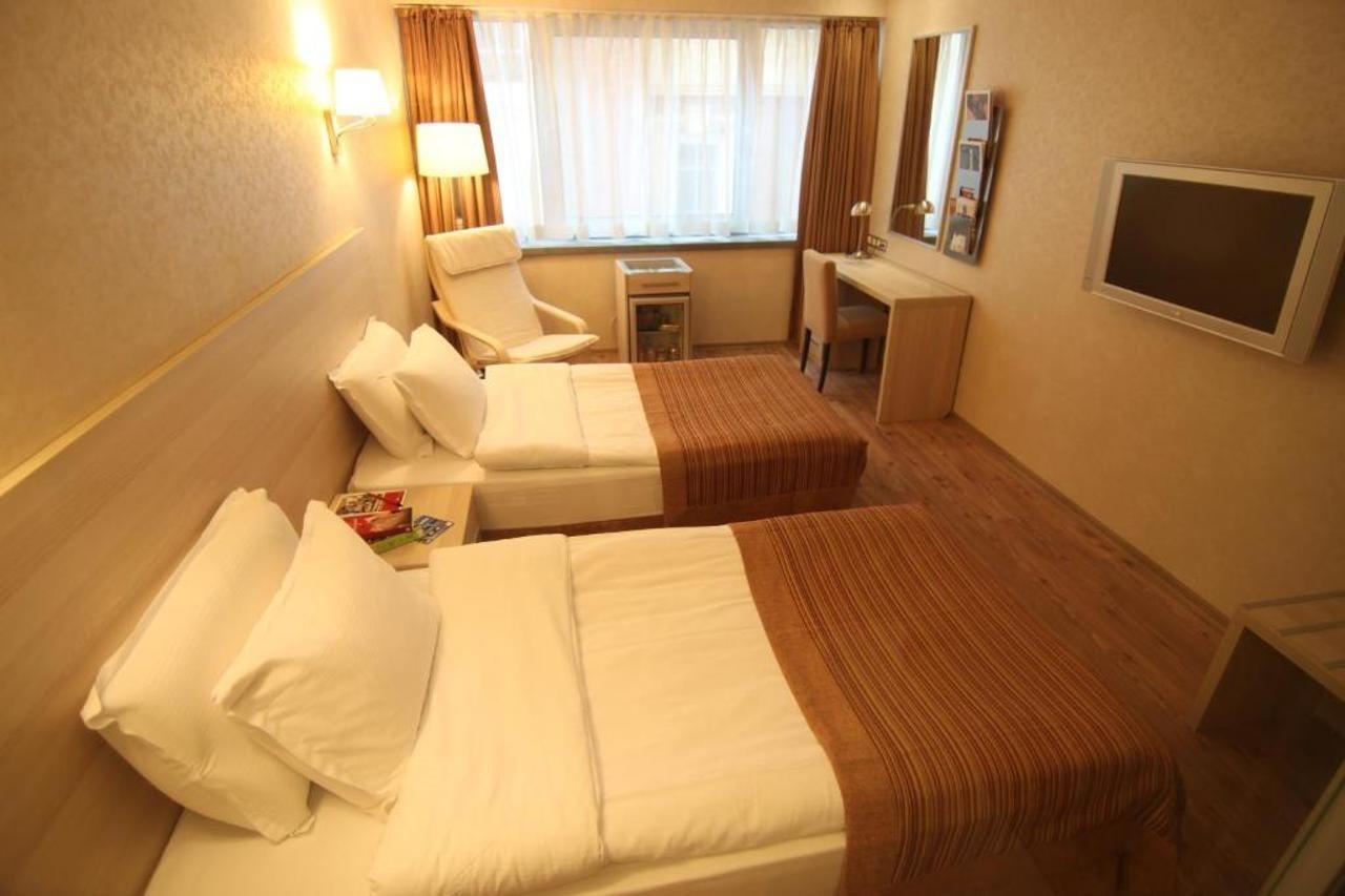 Ramada By Wyndham Ankara Hotel Exterior photo